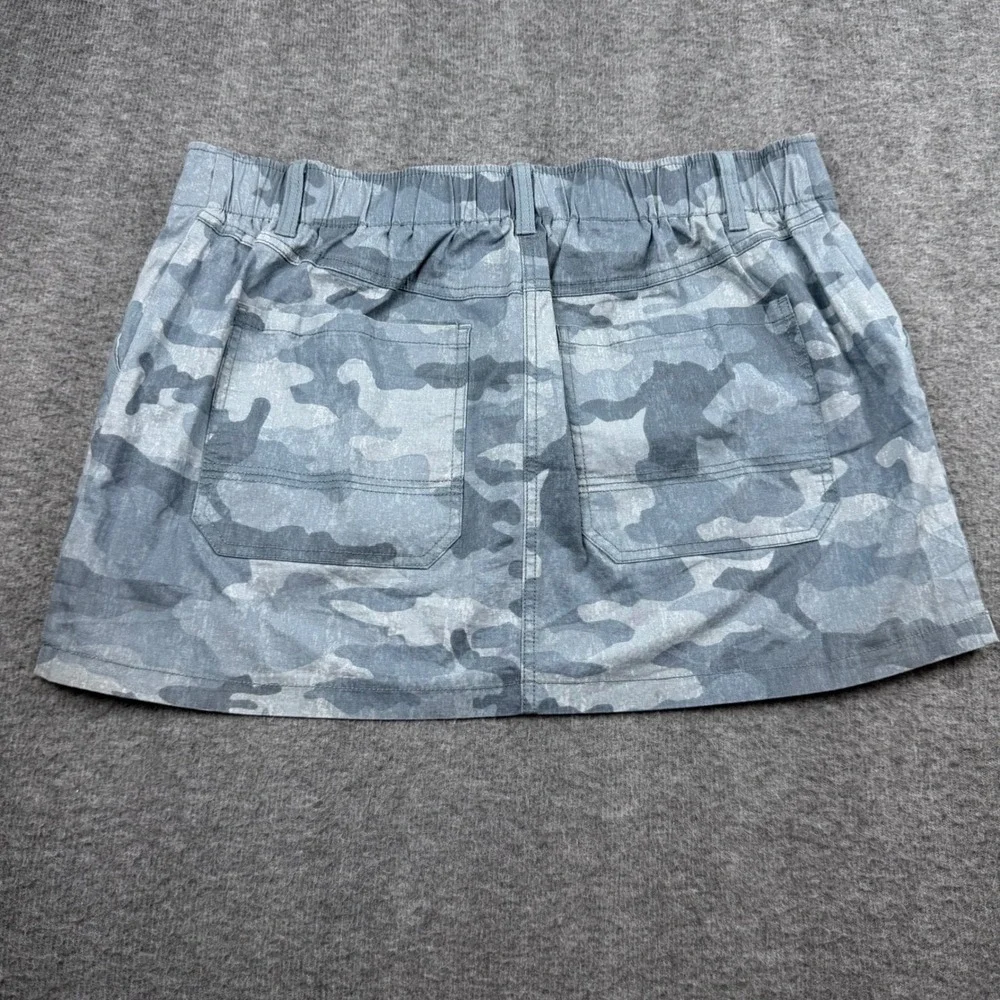 Wild Fable Camo Mini Skirt Womens L Grey Blue Cargo Utility Cotton Stretch - Picture 8 of 8